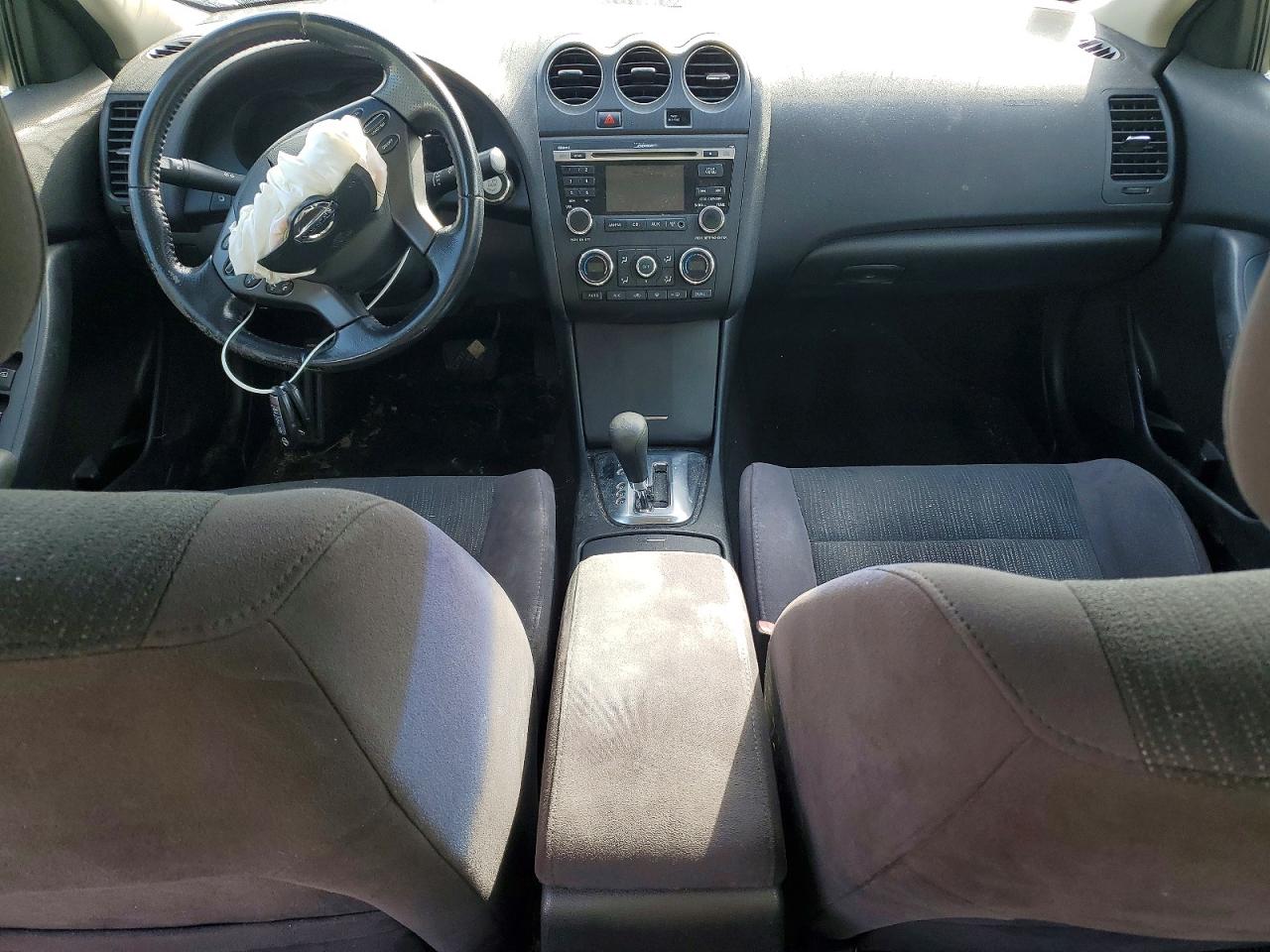 2011 NISSAN ALTIMA BASE photo 8