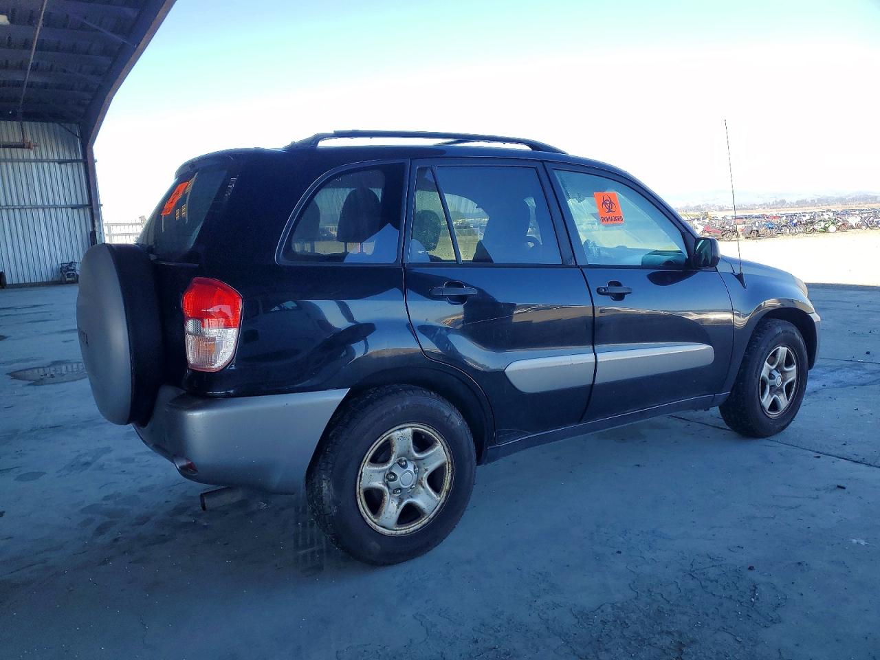 2003 TOYOTA RAV4 photo 3