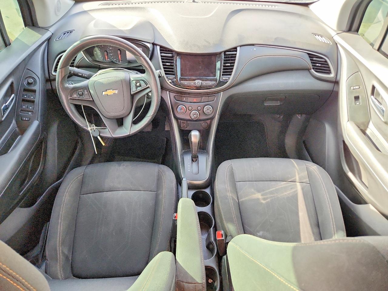 2020 CHEVROLET TRAX 1LT photo 8