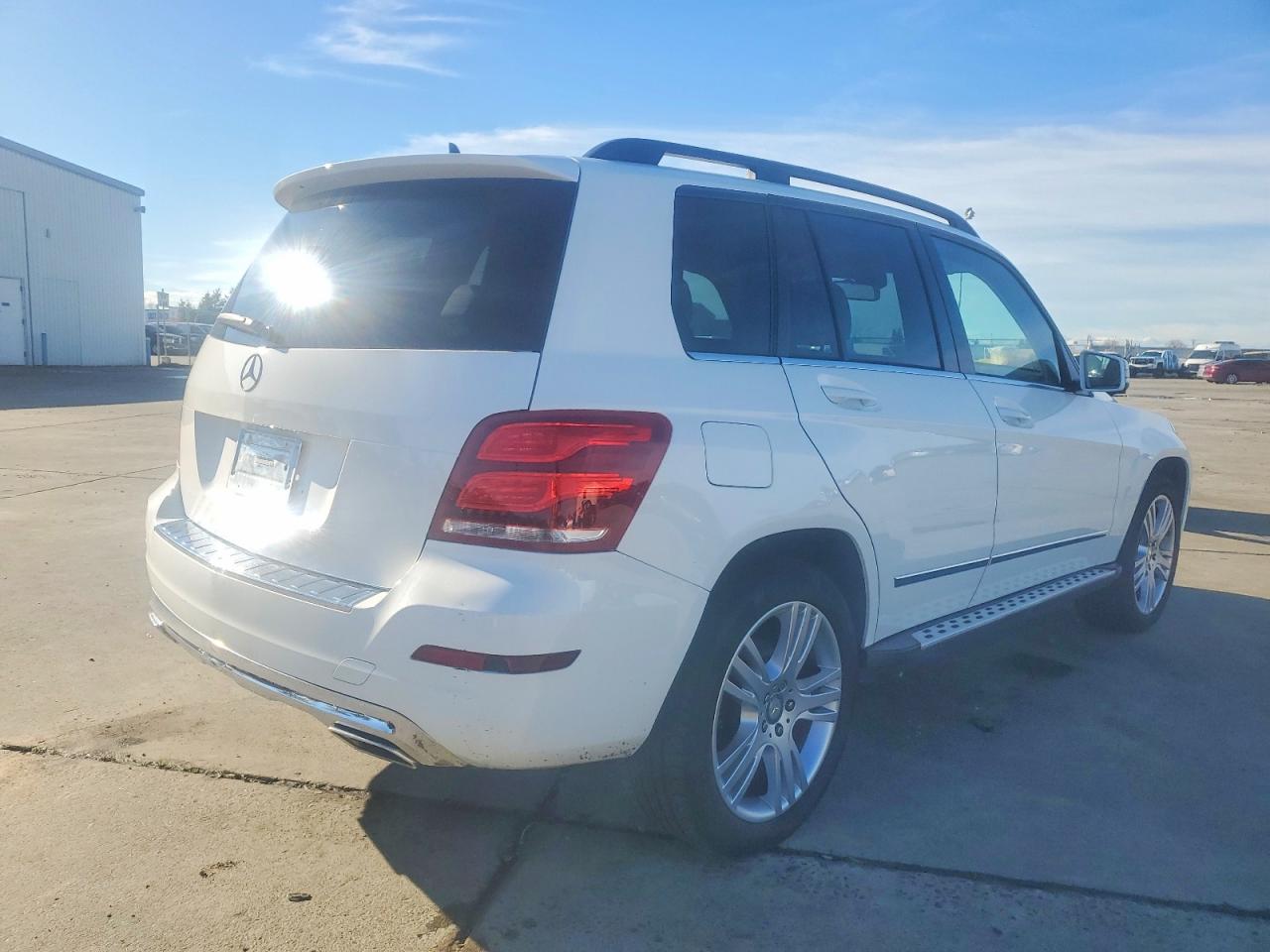 2015 MERCEDES-BENZ GLK 350 photo 3
