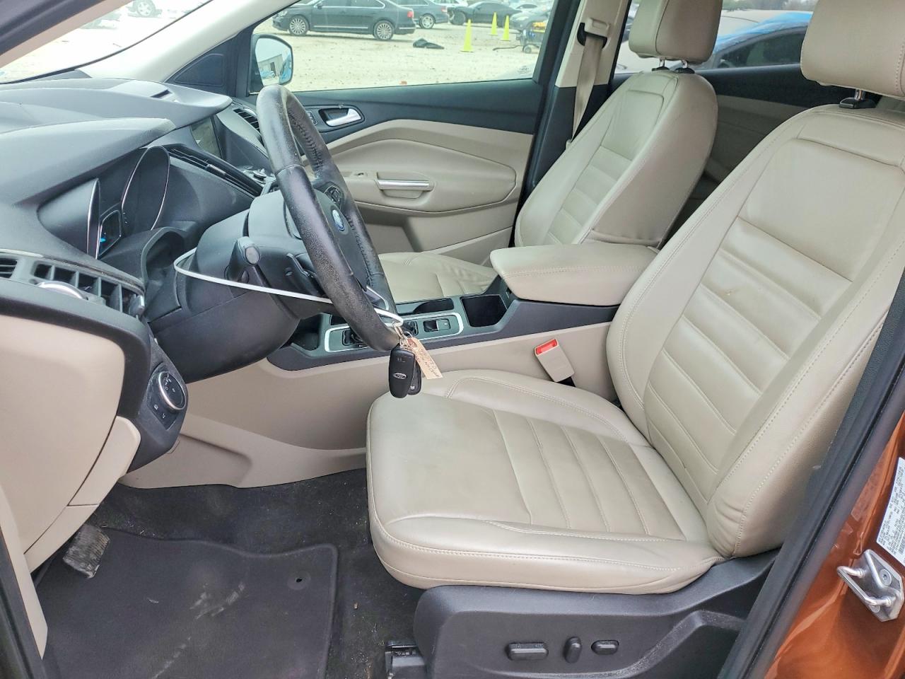 2017 FORD ESCAPE TITANIUM photo 7