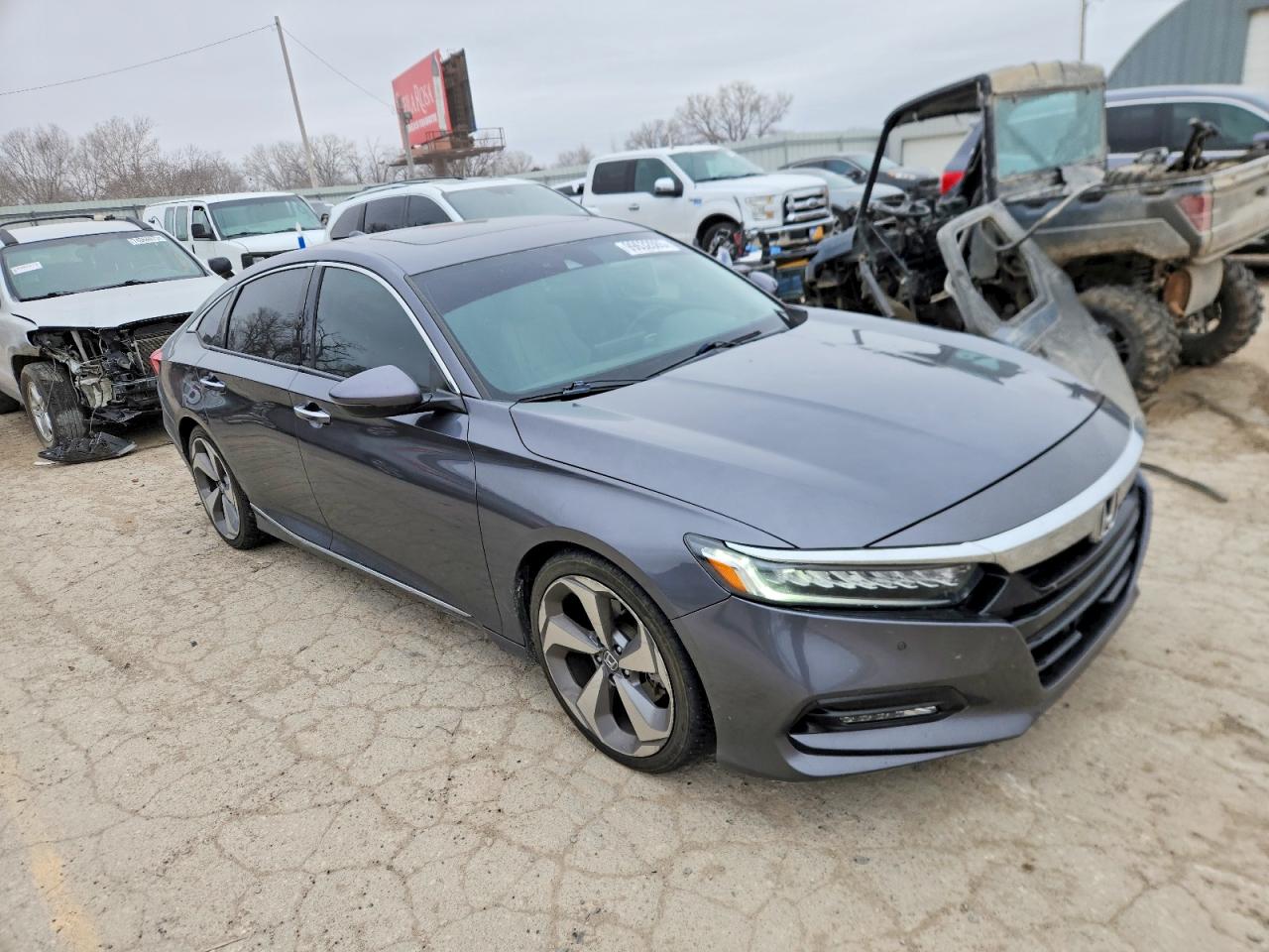 2018 HONDA ACCORD TOURING photo 4