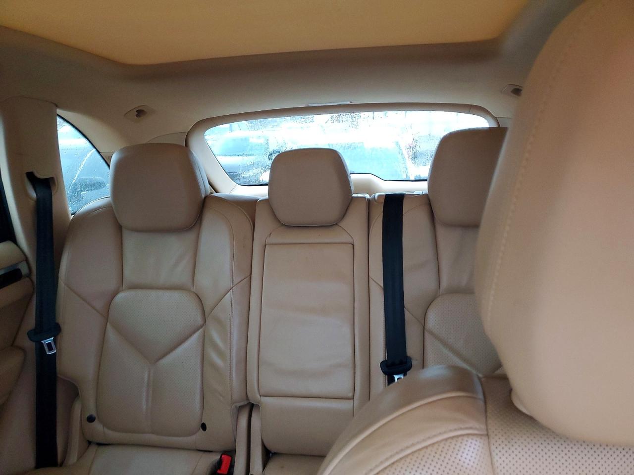 2012 PORSCHE CAYENNE photo 10