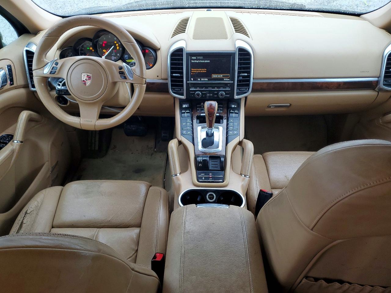 2012 PORSCHE CAYENNE photo 8
