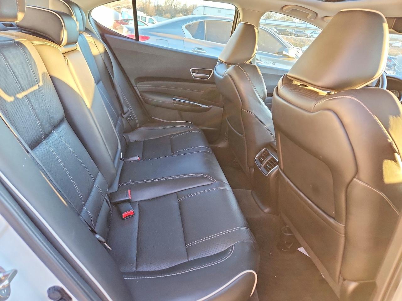2018 ACURA TLX TECH photo 10