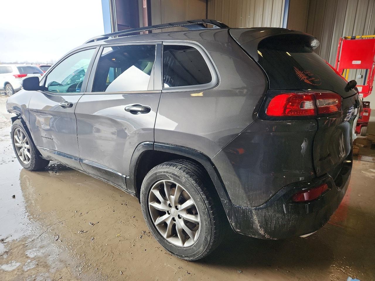 2018 JEEP CHEROKEE LATITUDE photo 2