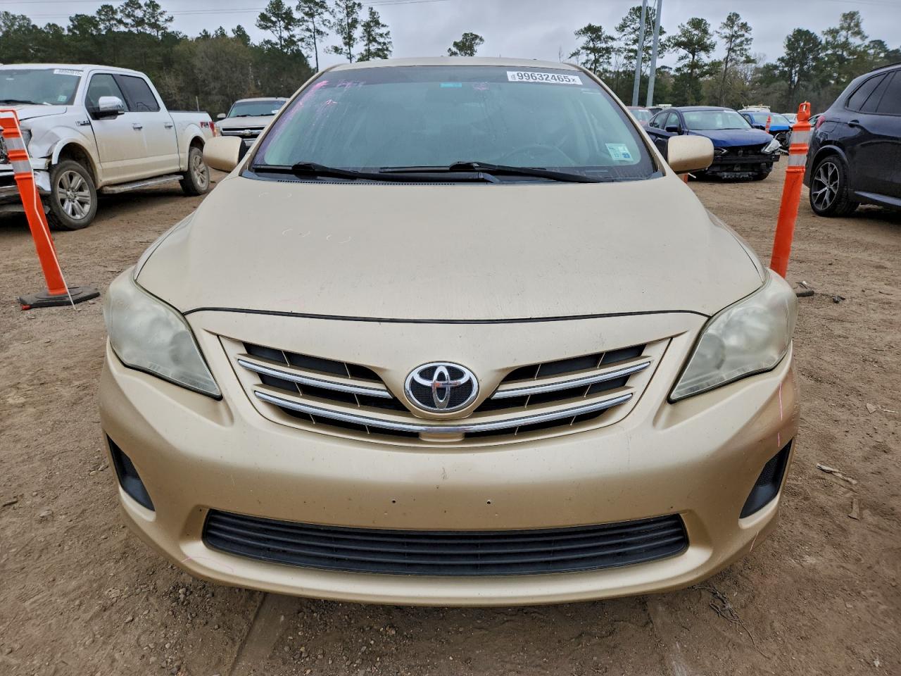 2013 TOYOTA COROLLA BASE photo 5