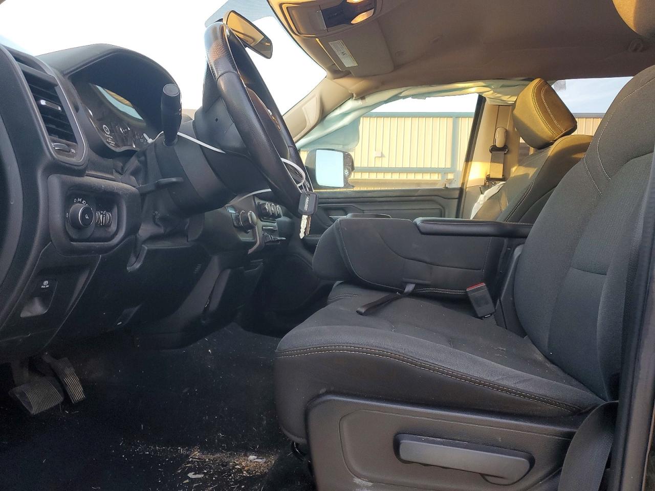 2019 RAM 1500 TRADESMAN photo 7