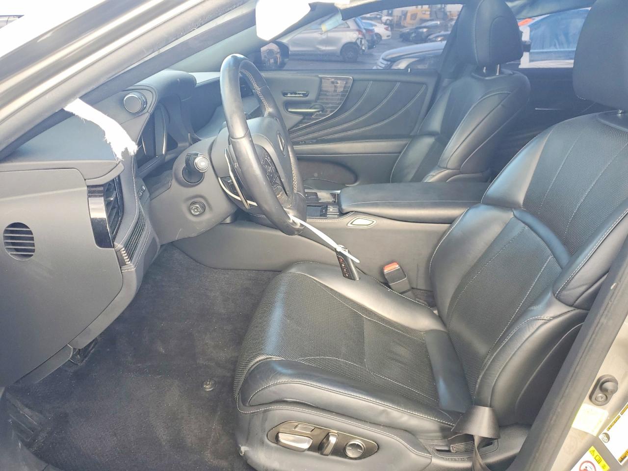 2018 LEXUS LS 500 BASE photo 7