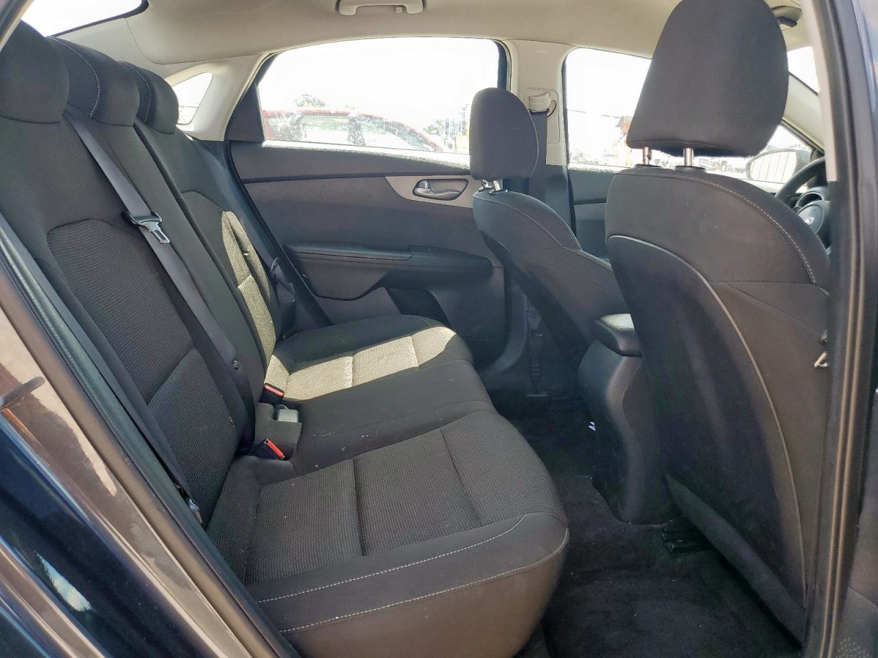 2020 KIA FORTE FE photo 10