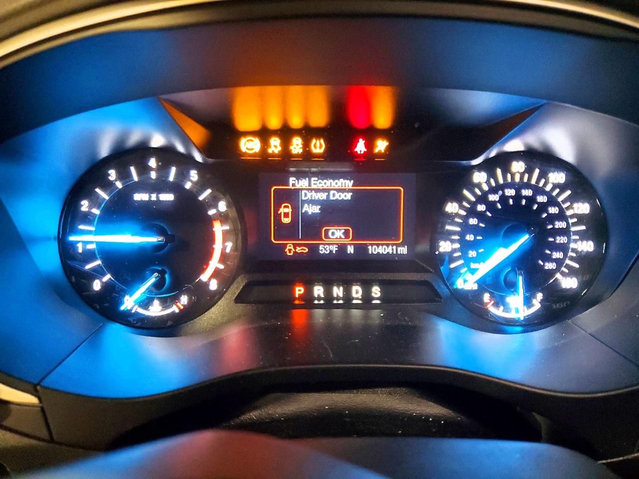 2016 FORD FUSION SE photo 9