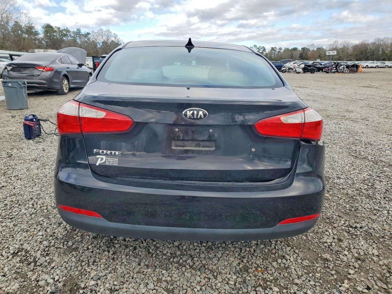 2015 KIA FORTE LX photo 16