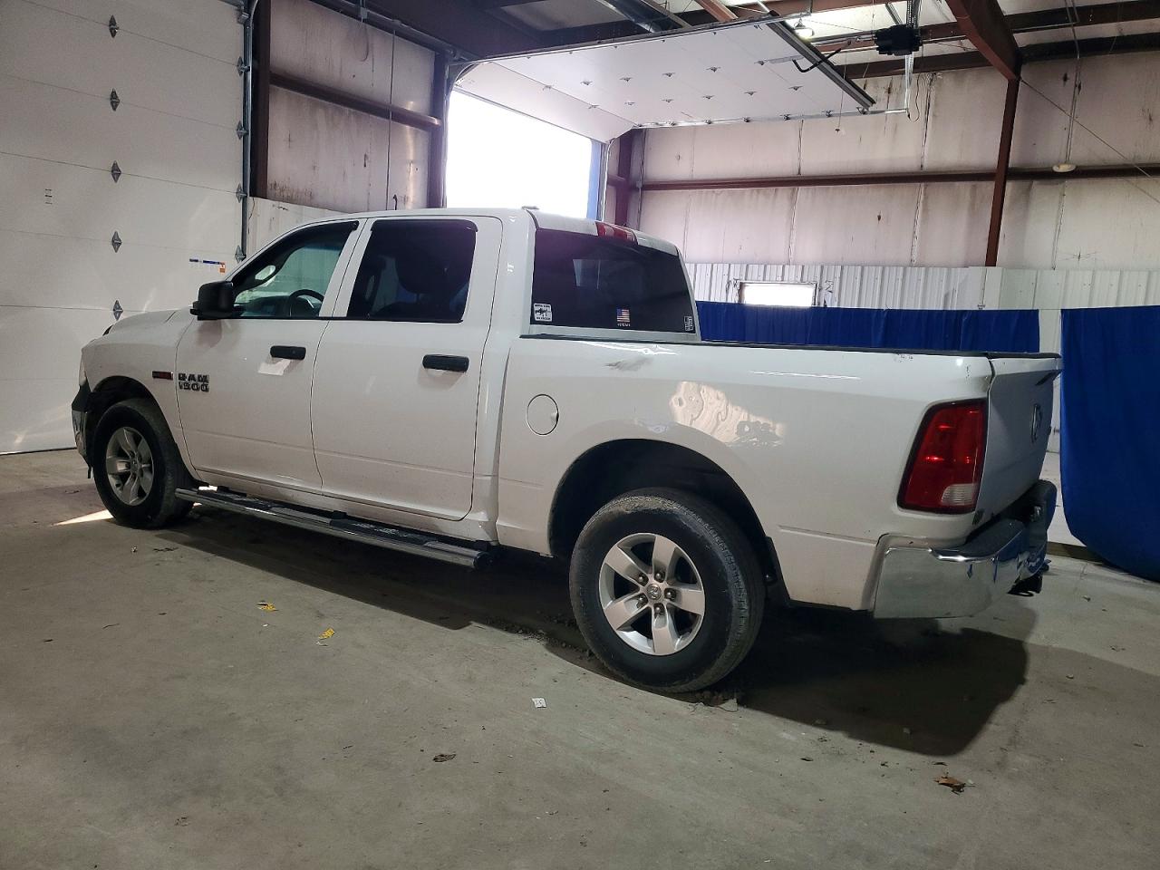 2015 RAM 1500 ST photo 2