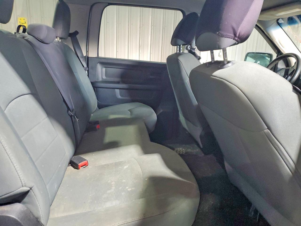 2015 RAM 1500 ST photo 10