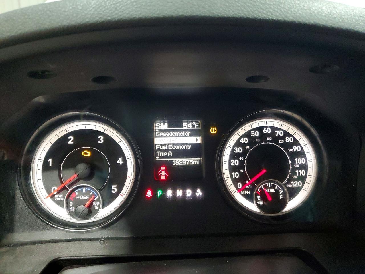 2015 RAM 1500 ST photo 9