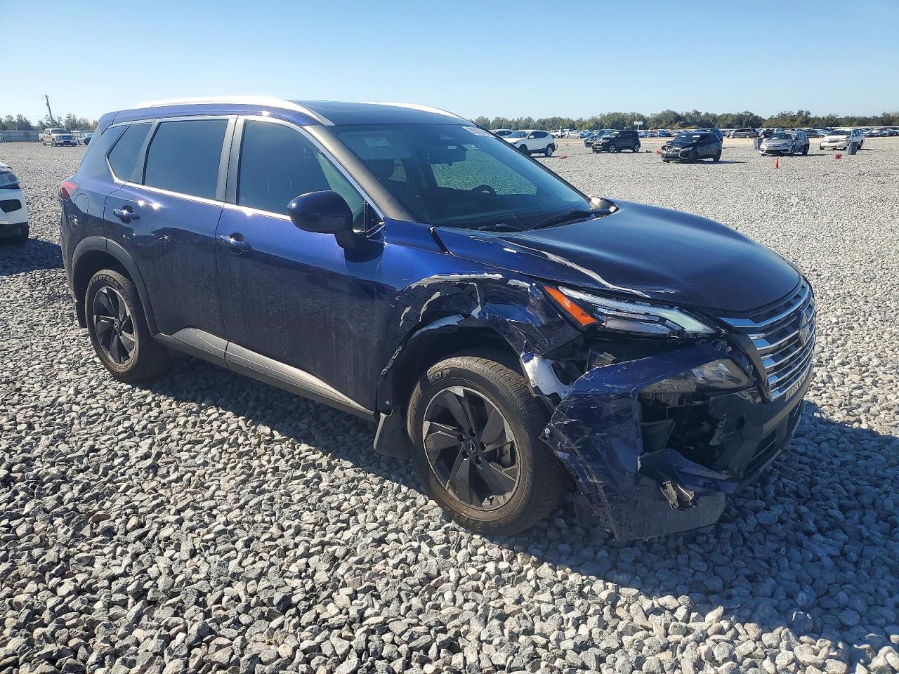 2024 NISSAN ROGUE SV photo 4