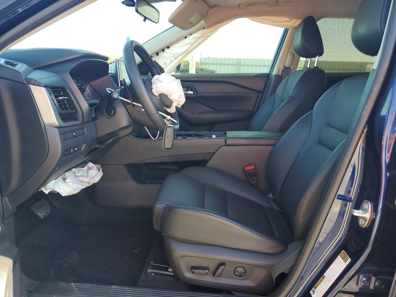 2024 NISSAN ROGUE SV photo 7