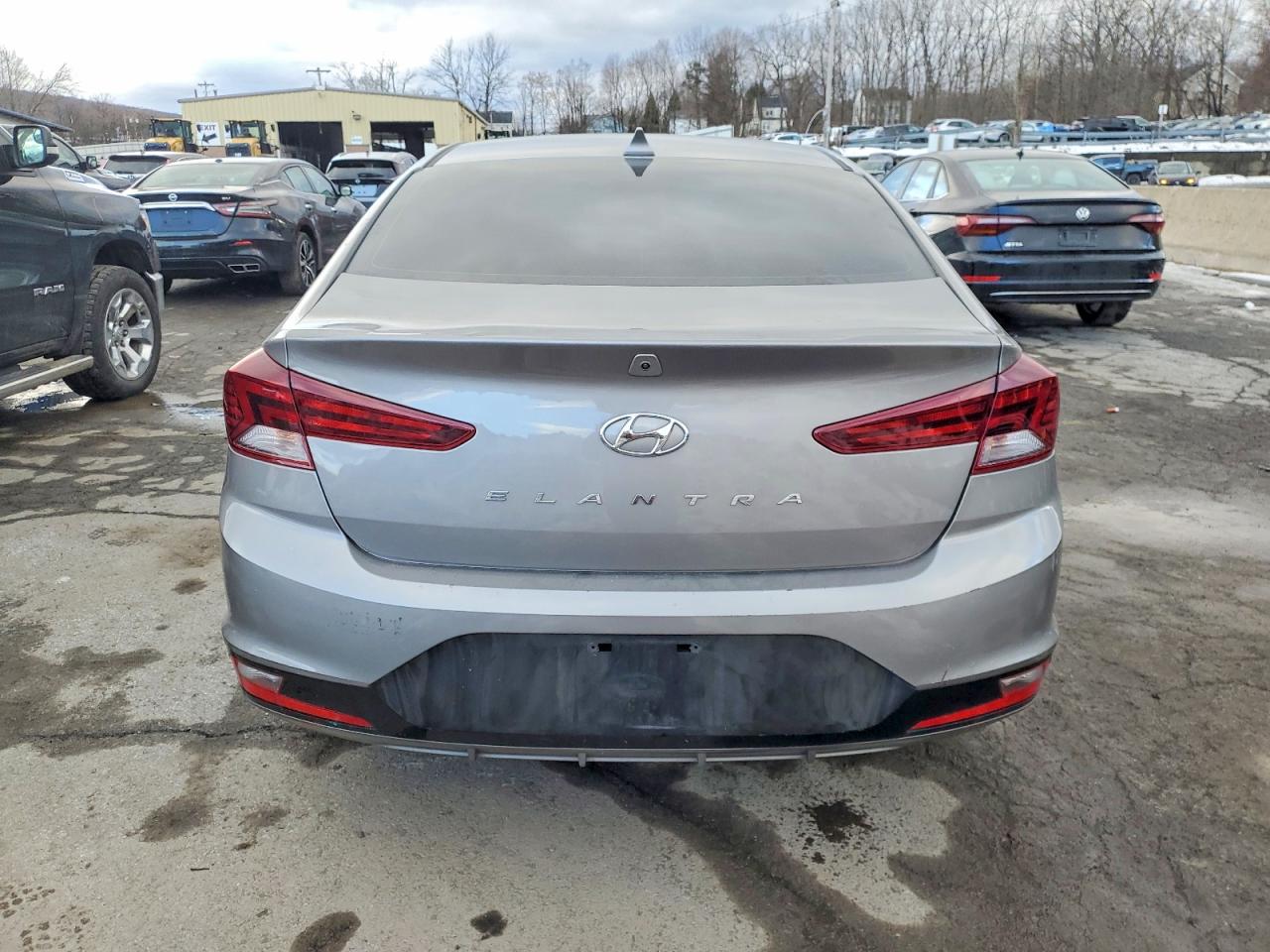 2020 HYUNDAI ELANTRA SEL photo 6