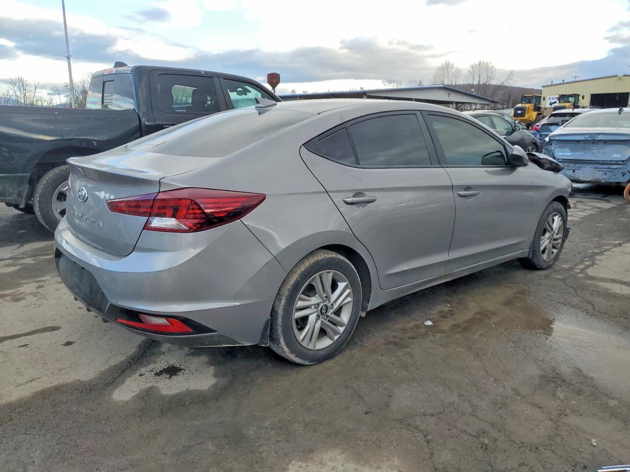 2020 HYUNDAI ELANTRA SEL photo 3