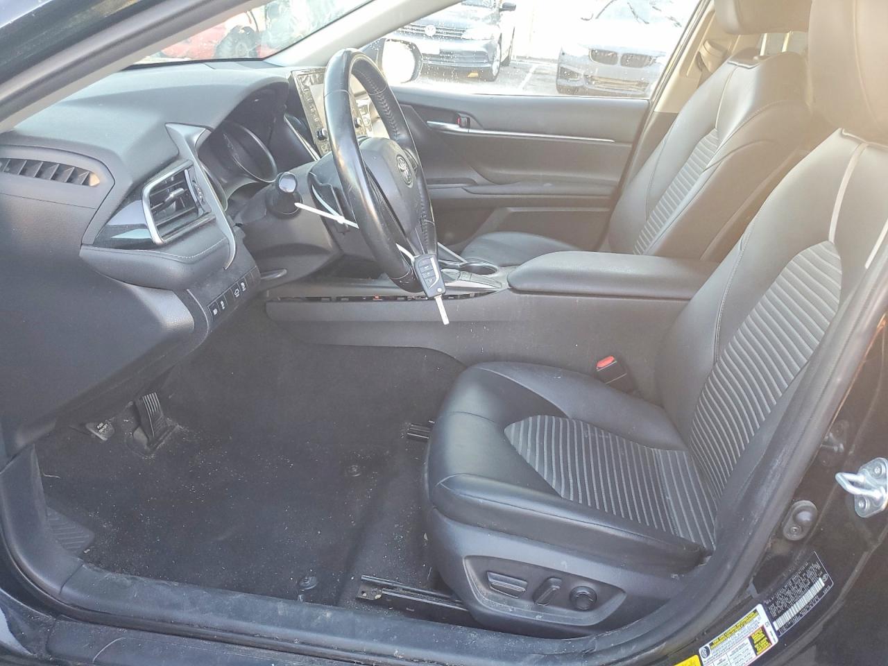 2022 TOYOTA CAMRY SE photo 7