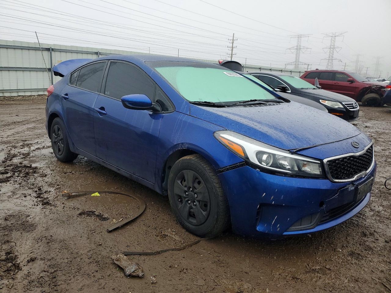 2017 KIA FORTE LX photo 4