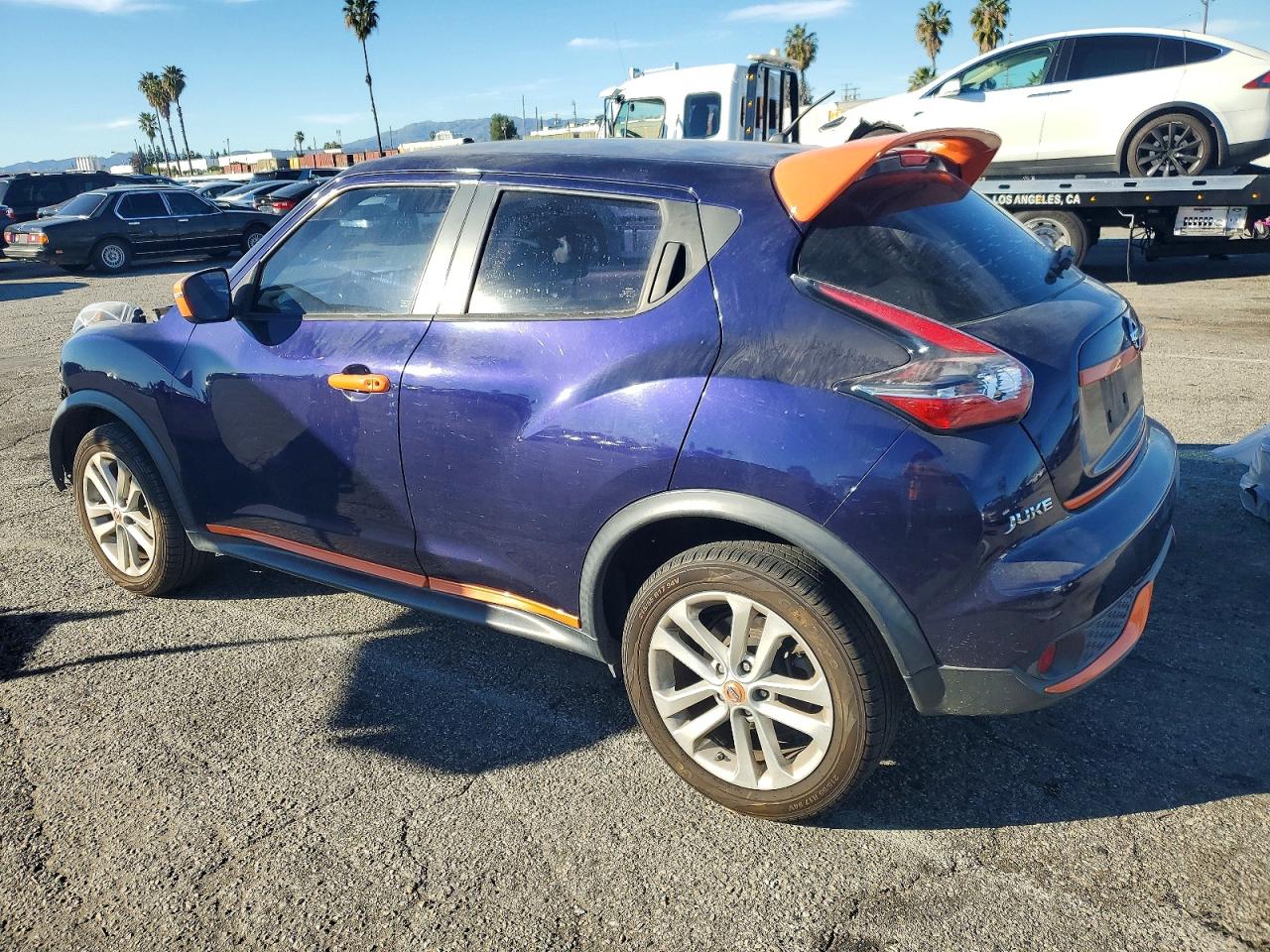 2015 NISSAN JUKE S photo 2