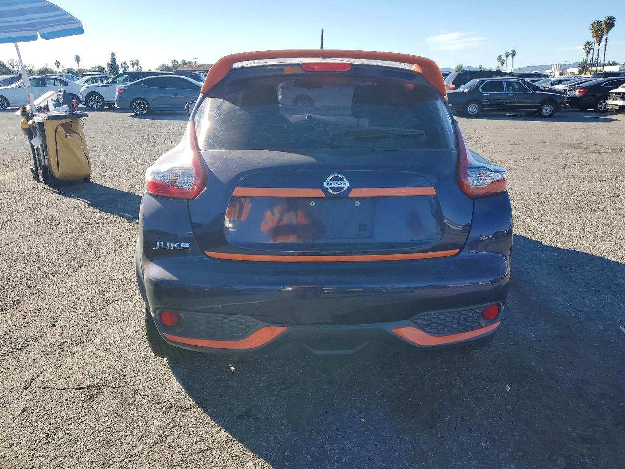 2015 NISSAN JUKE S photo 6