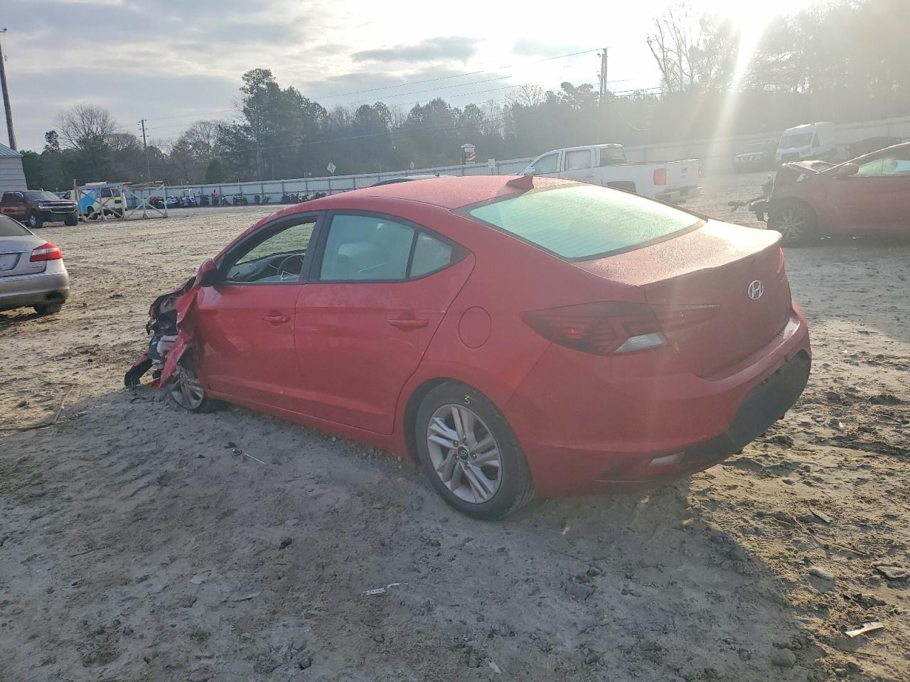2020 HYUNDAI ELANTRA SEL photo 2