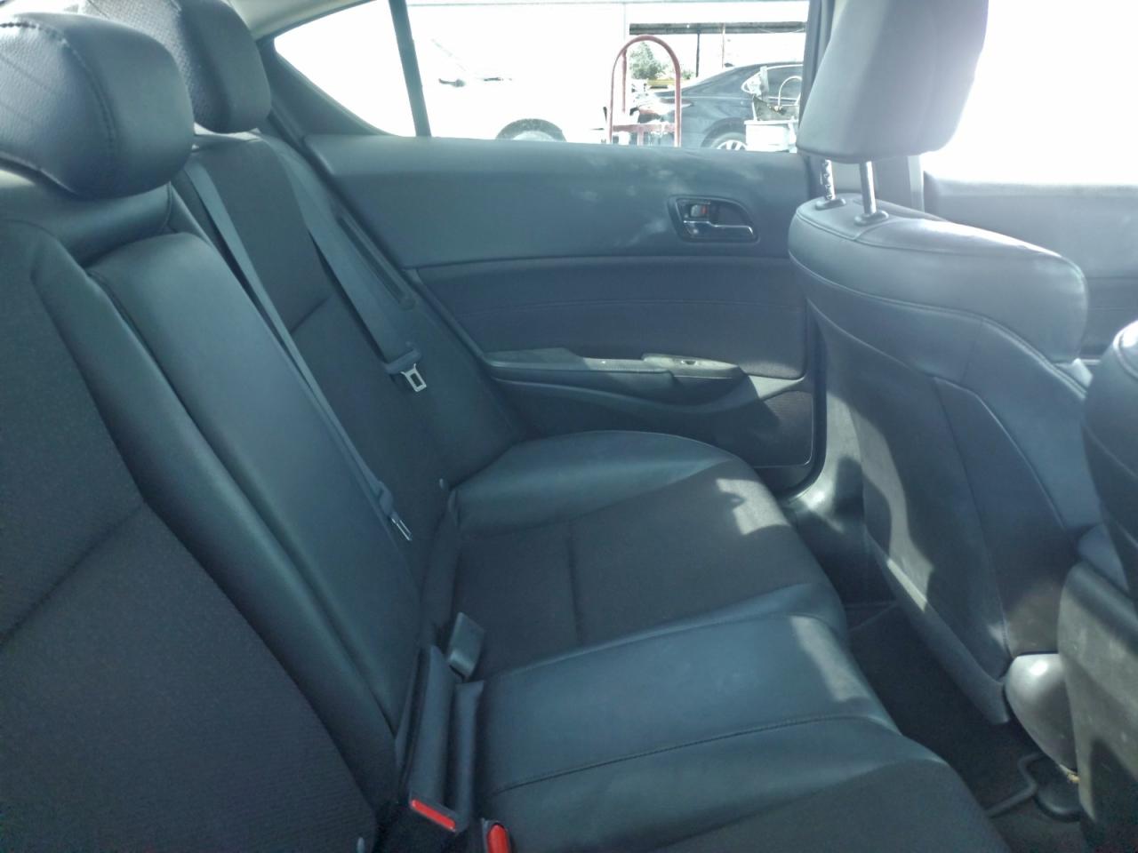 2013 ACURA ILX HYBRID photo 10