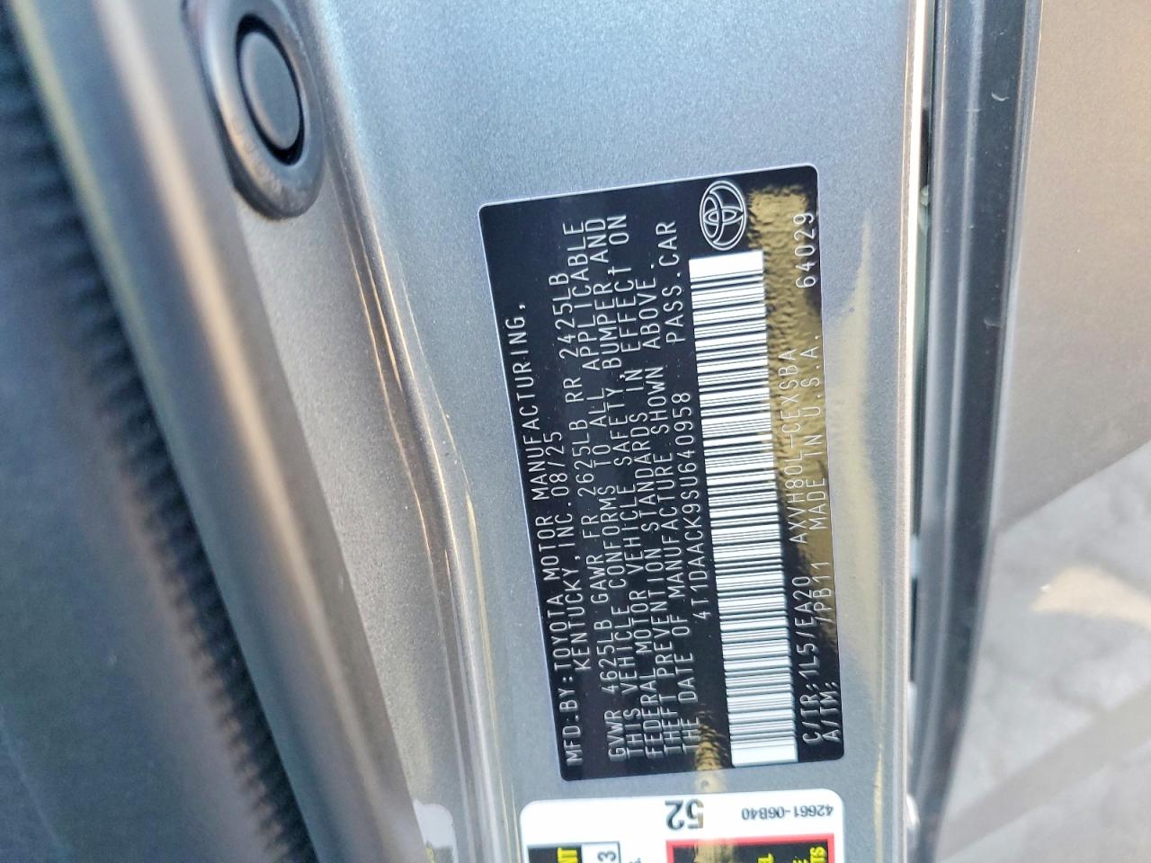 2025 TOYOTA CAMRY XSE photo 13