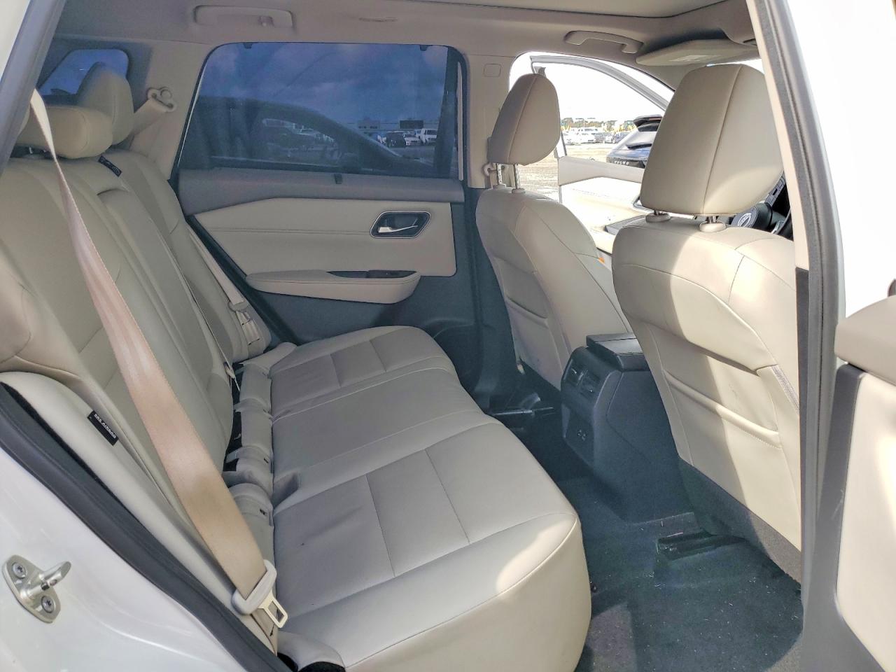 2021 NISSAN ROGUE SV photo 11