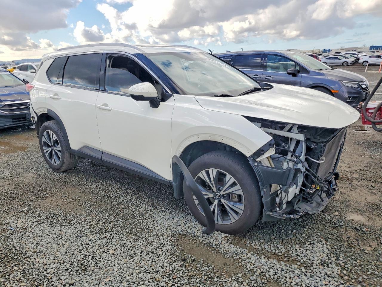 2021 NISSAN ROGUE SV photo 4