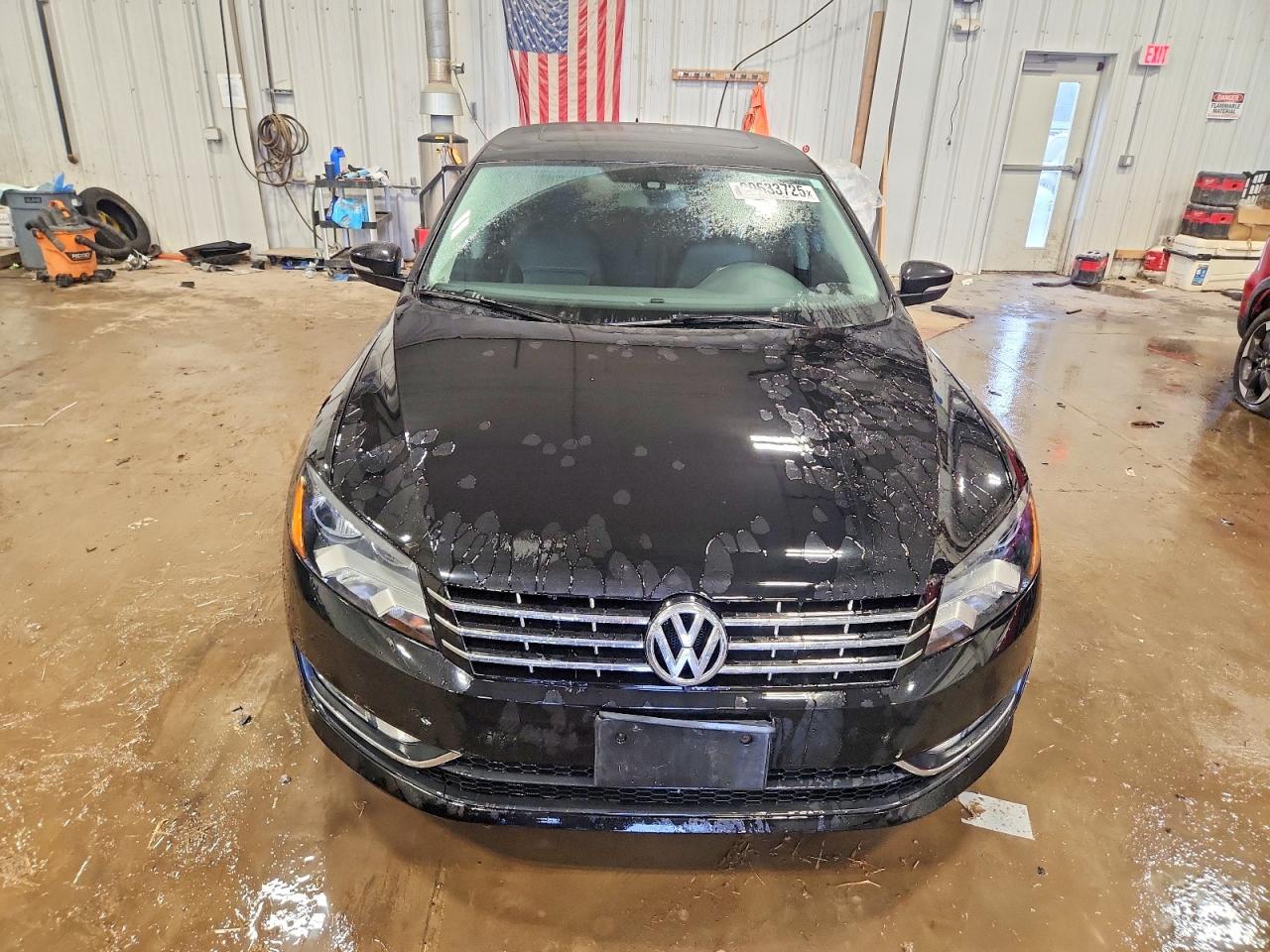 2015 VOLKSWAGEN PASSAT SE photo 5