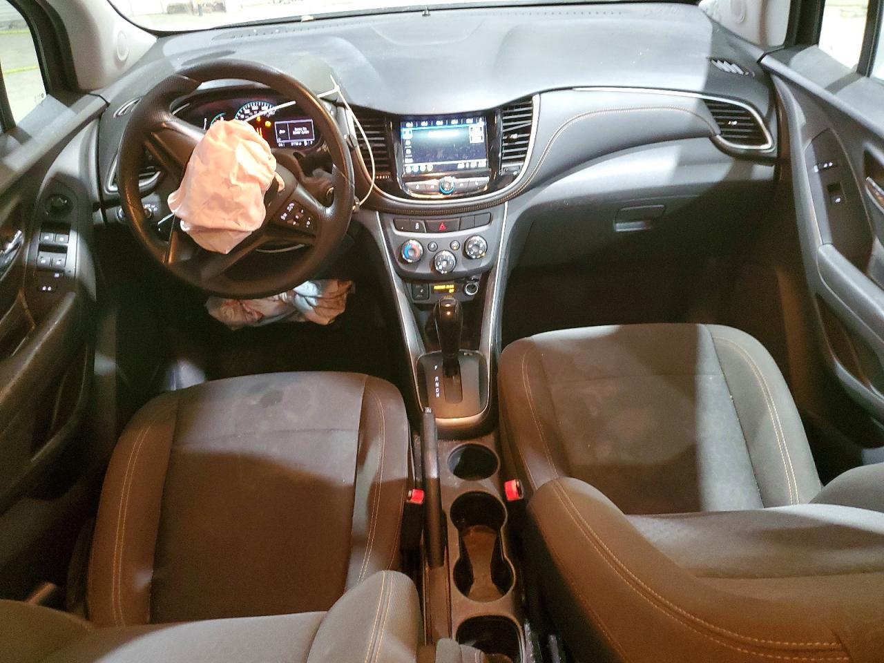 2019 CHEVROLET TRAX LS photo 8