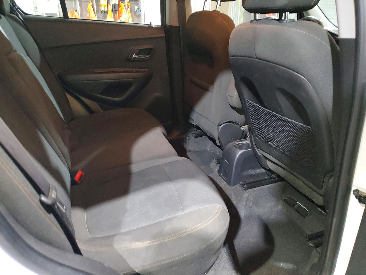2019 CHEVROLET TRAX LS photo 11
