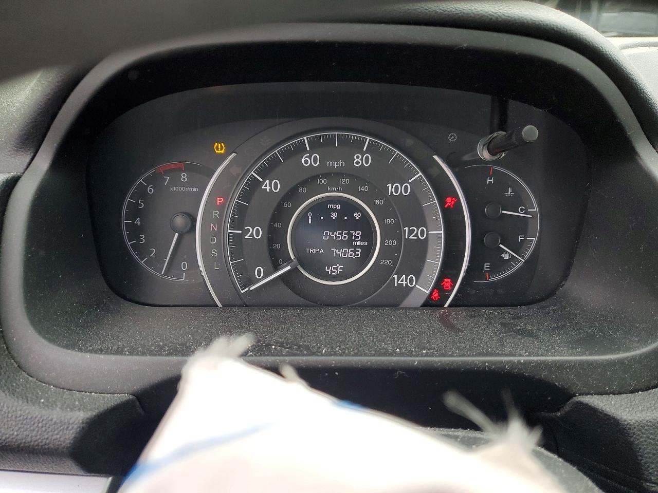 2015 HONDA CR-V LX photo 25
