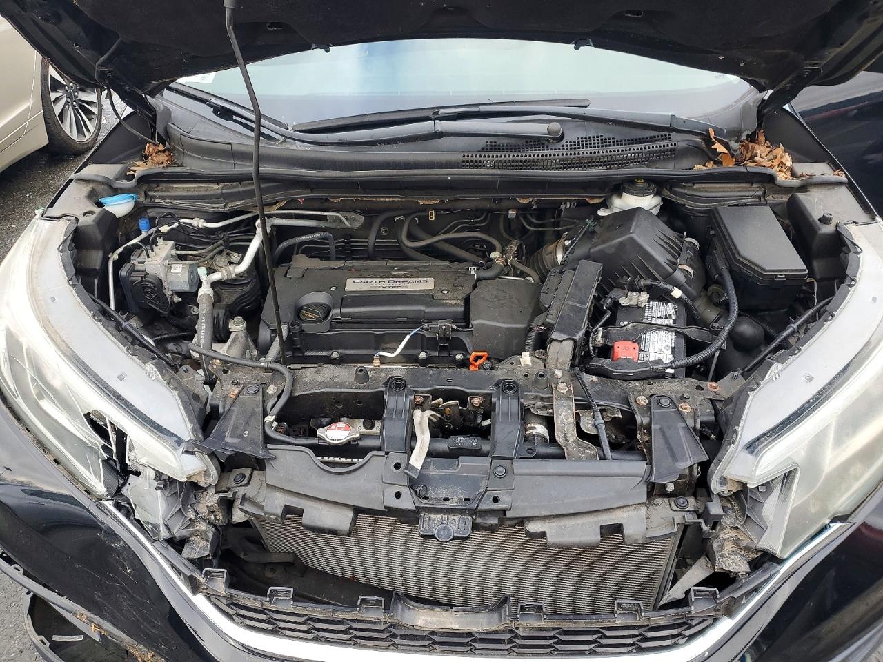 2015 HONDA CR-V LX photo 34