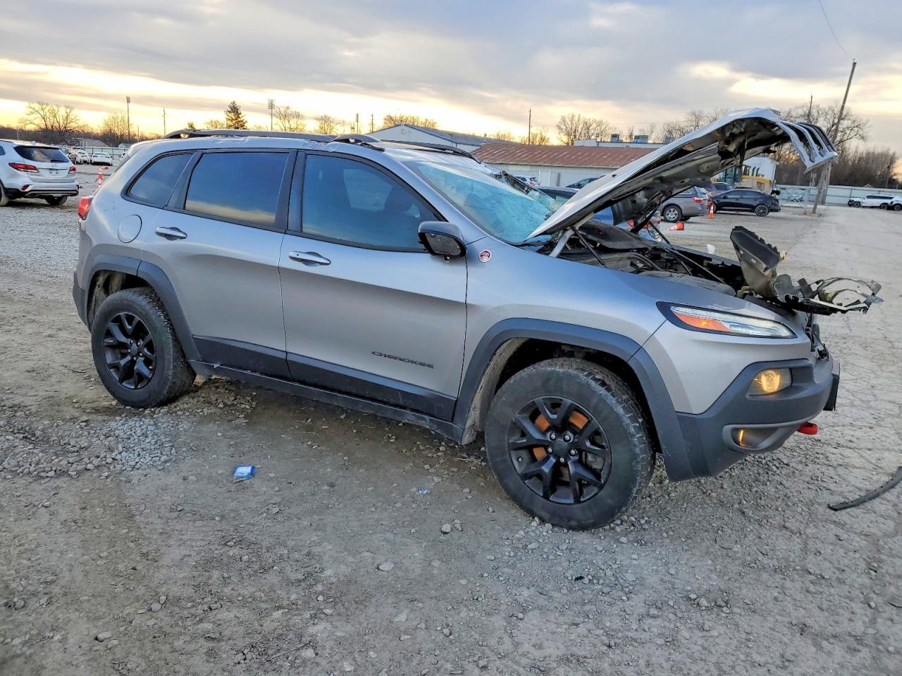 2016 JEEP CHEROKEE TRAILHAWK photo 4
