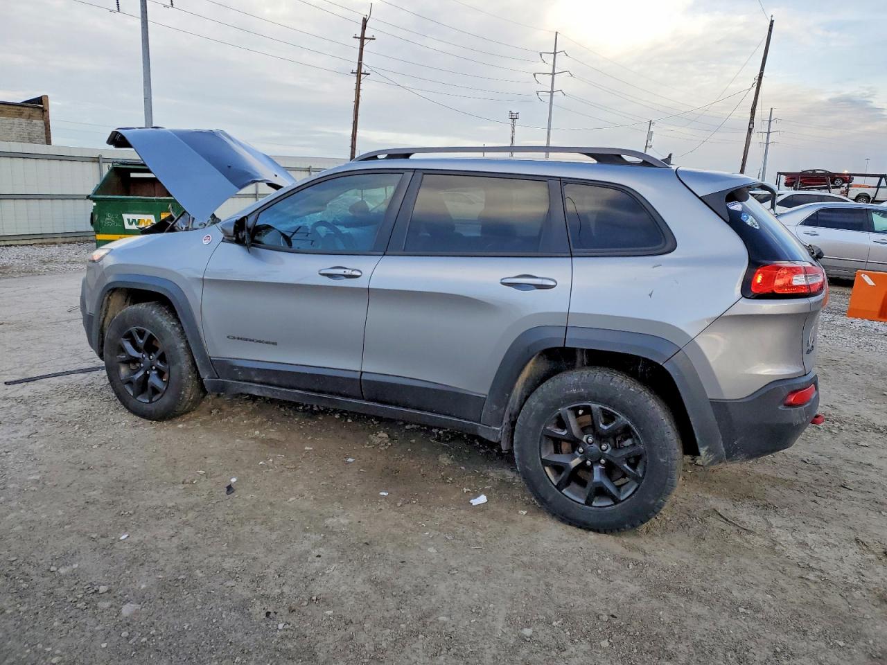 2016 JEEP CHEROKEE TRAILHAWK photo 2