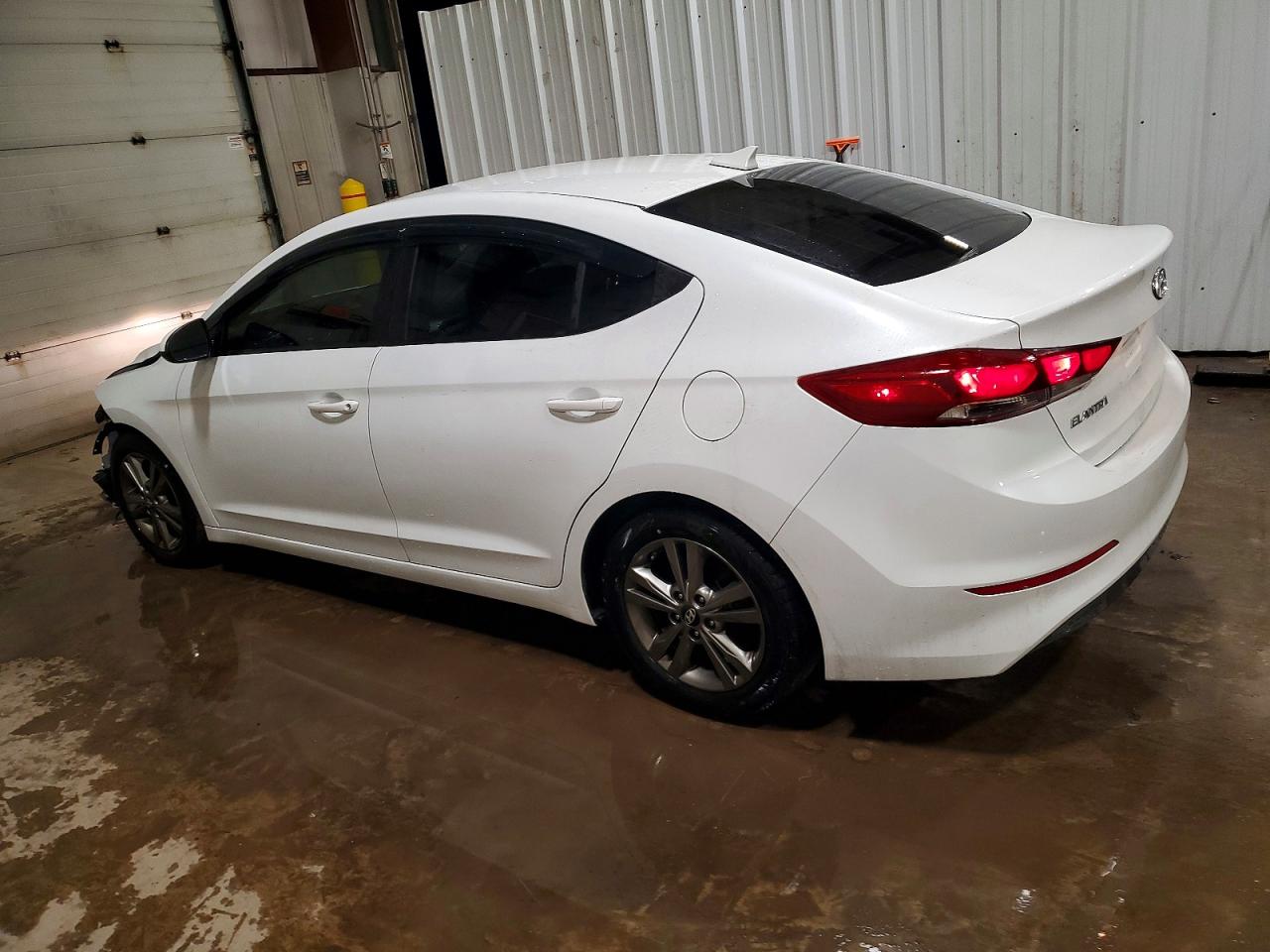 2018 HYUNDAI ELANTRA SEL photo 2