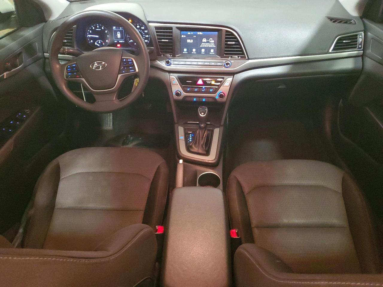 2018 HYUNDAI ELANTRA SEL photo 8