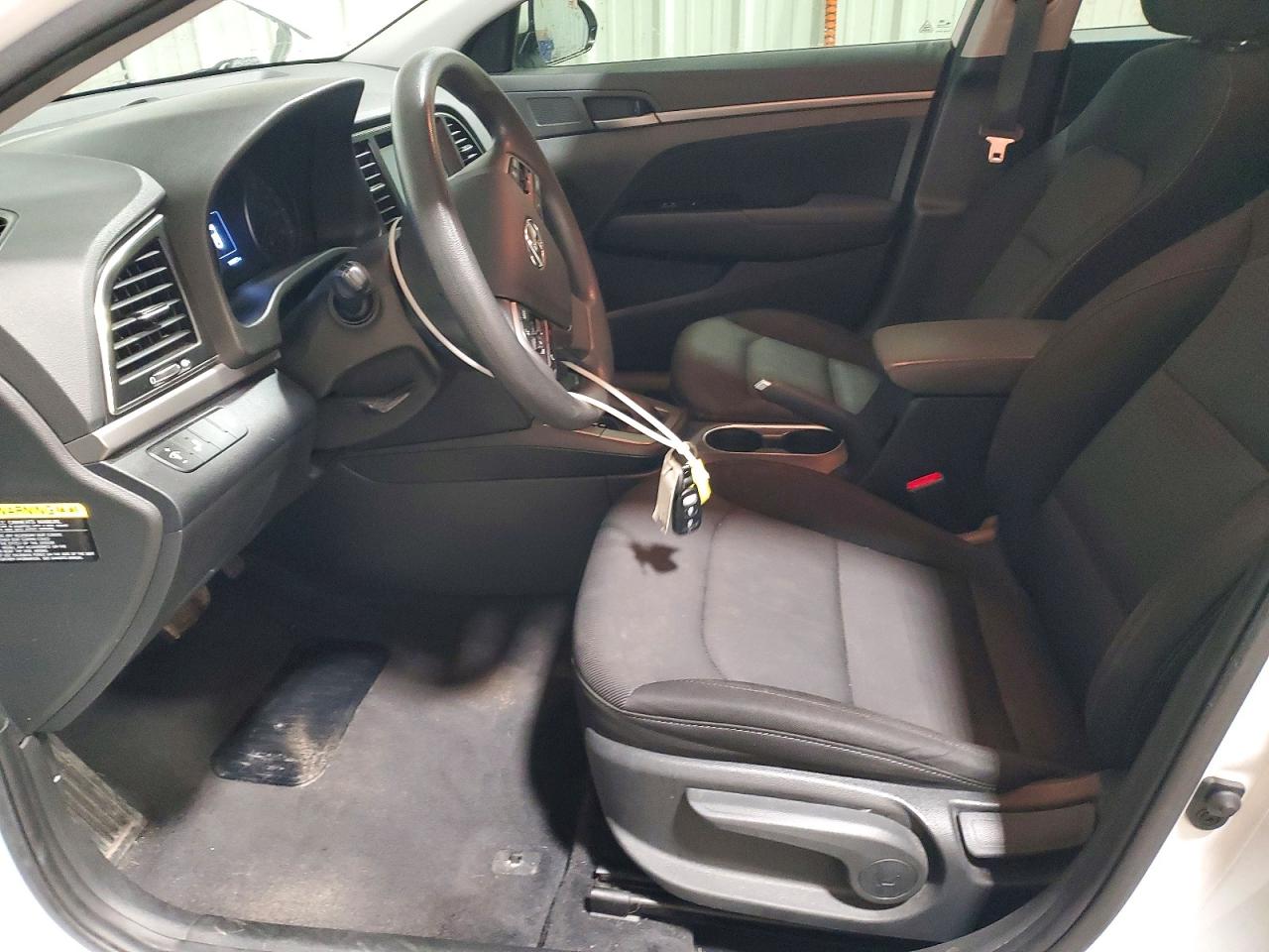 2018 HYUNDAI ELANTRA SEL photo 7