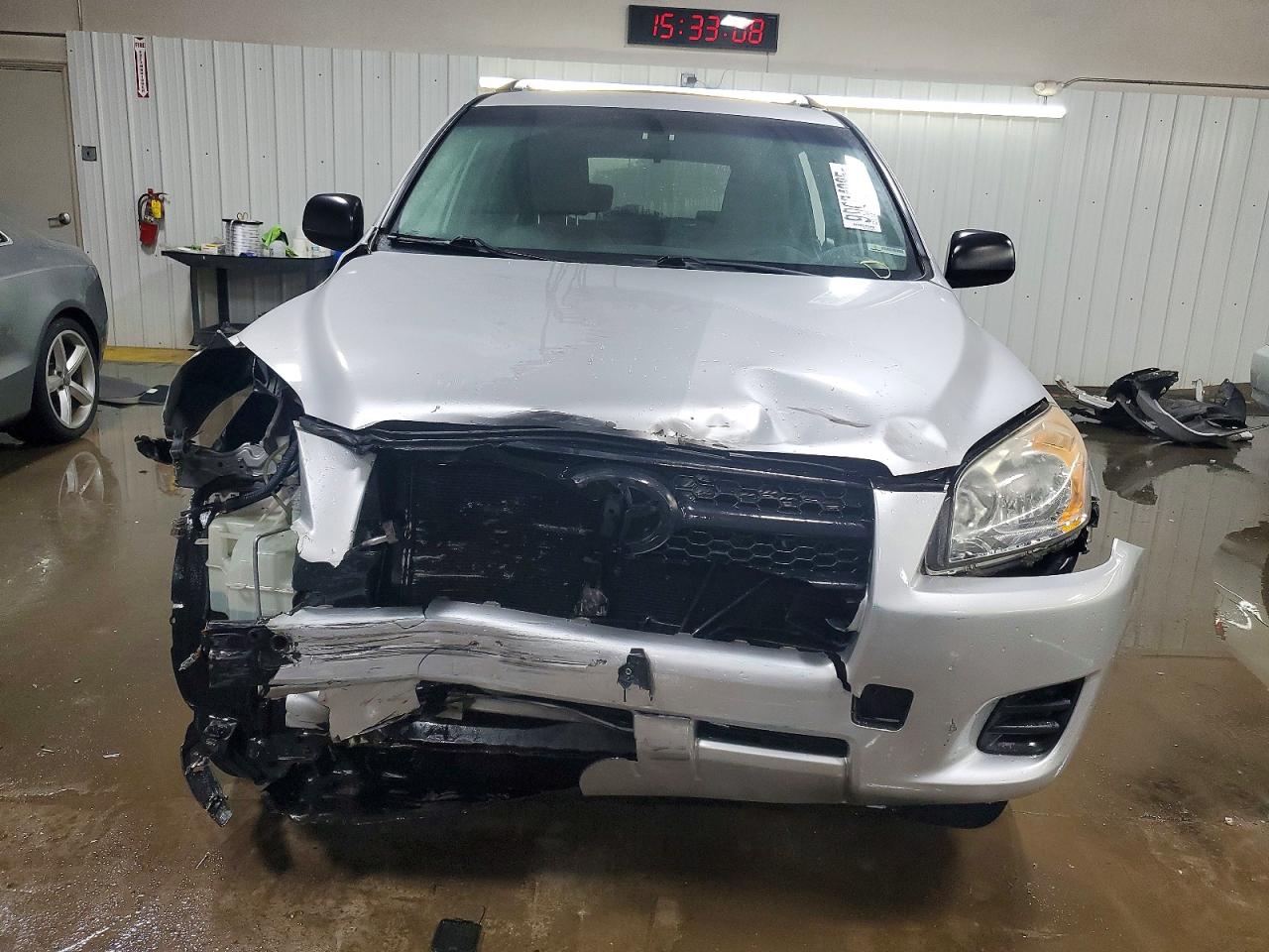 2011 TOYOTA RAV4 photo 5