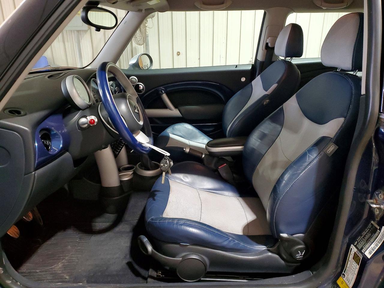 2006 MINI COOPER S photo 7