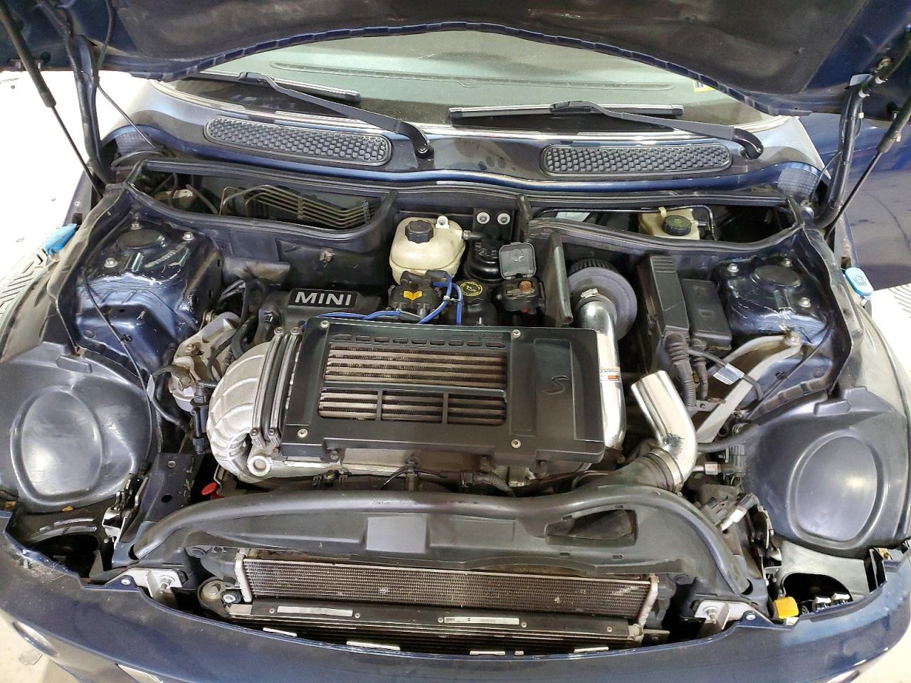 2006 MINI COOPER S photo 11
