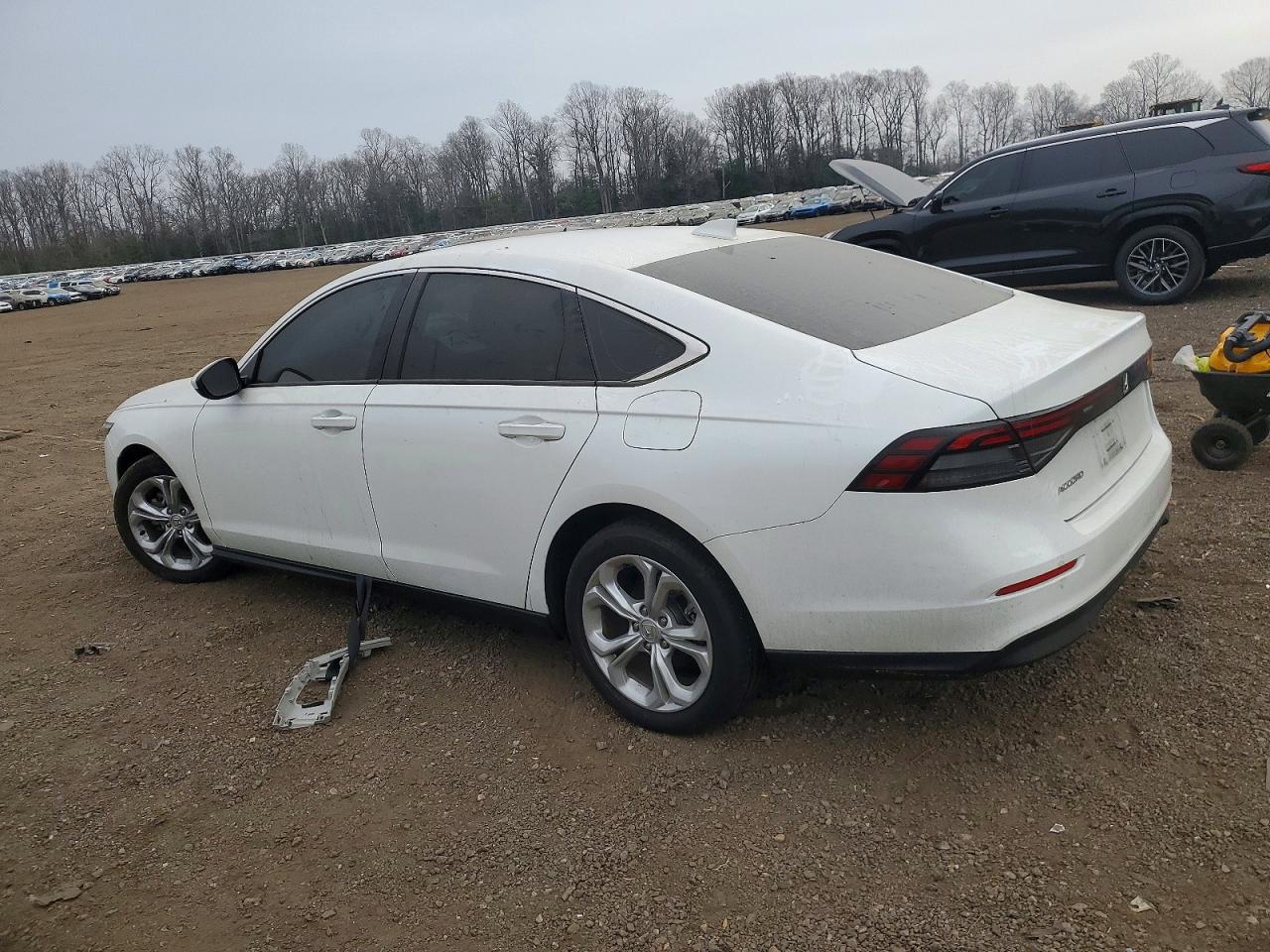 2024 HONDA ACCORD LX photo 2