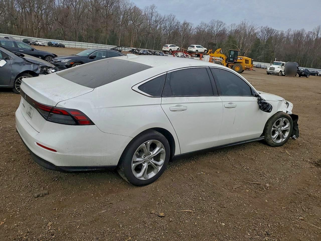 2024 HONDA ACCORD LX photo 3