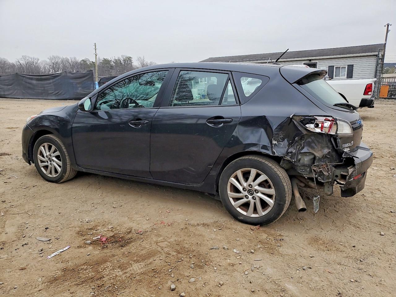 2013 MAZDA 3 I photo 2