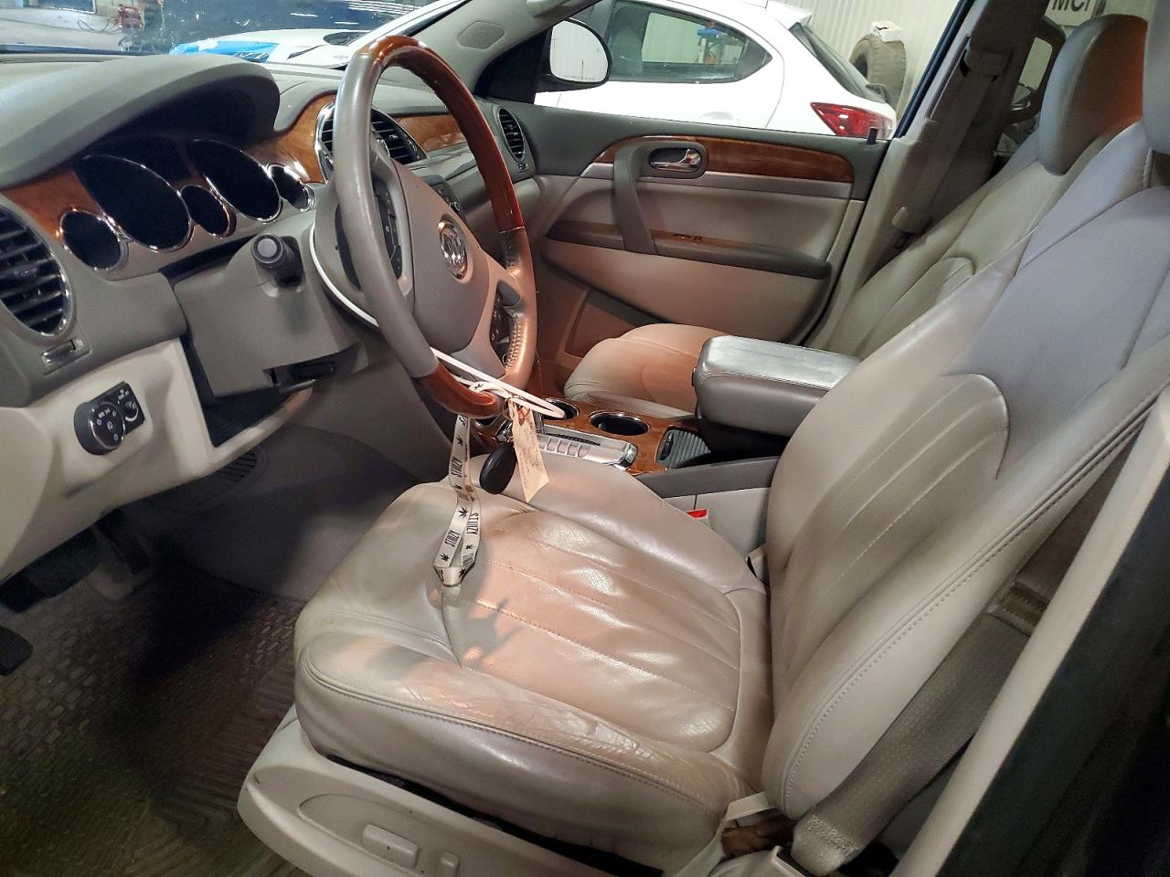 2011 BUICK ENCLAVE CXL photo 7