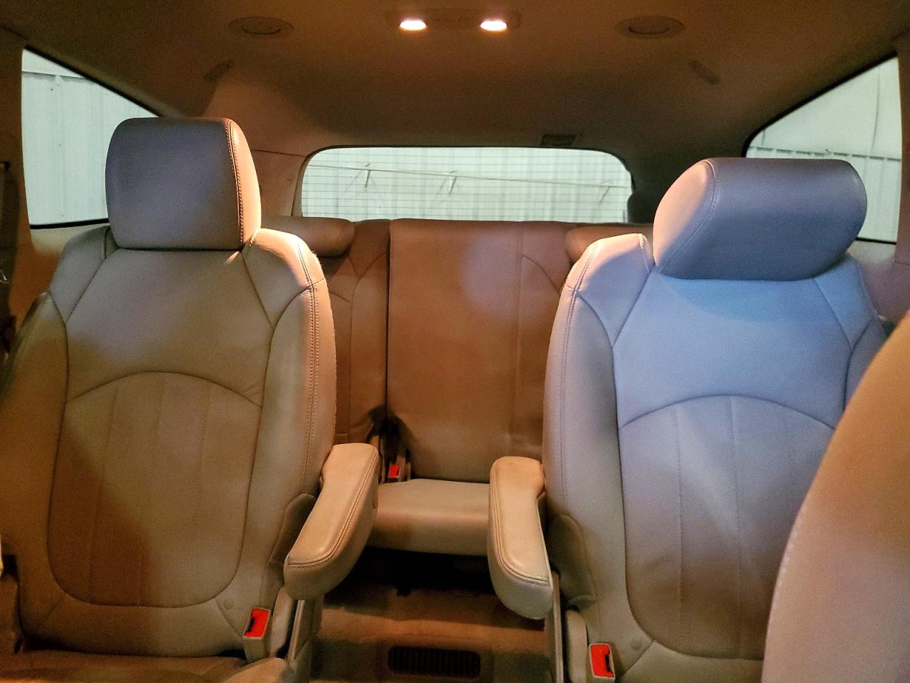 2011 BUICK ENCLAVE CXL photo 10